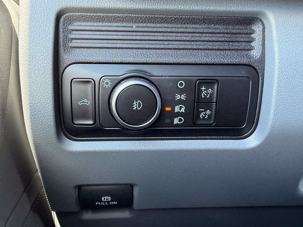 2027 Ford F-550SD XL DRW