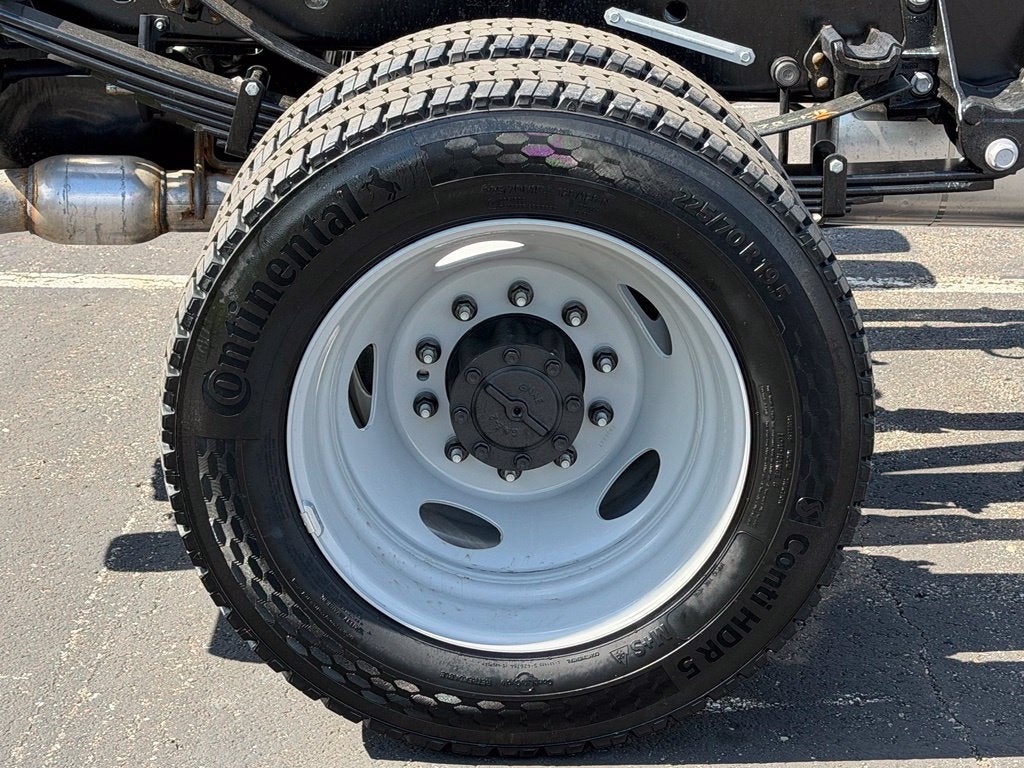 2027 Ford F-550SD XL DRW