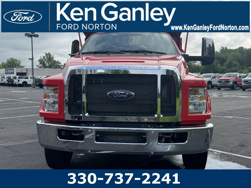 2026 Ford F-750SD Base