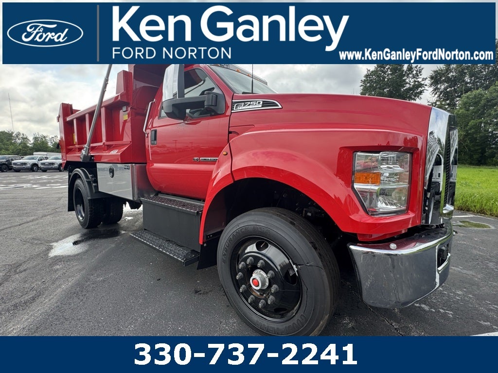 2026 Ford F-750SD Base