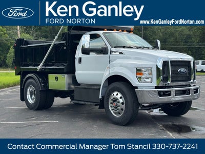 2027 Ford F-750SD Base
