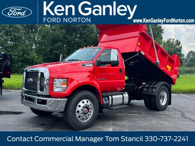 2027 Ford F-750SD Base