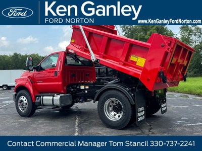 2027 Ford F-750SD Base