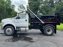 2027 Ford F-750SD Base