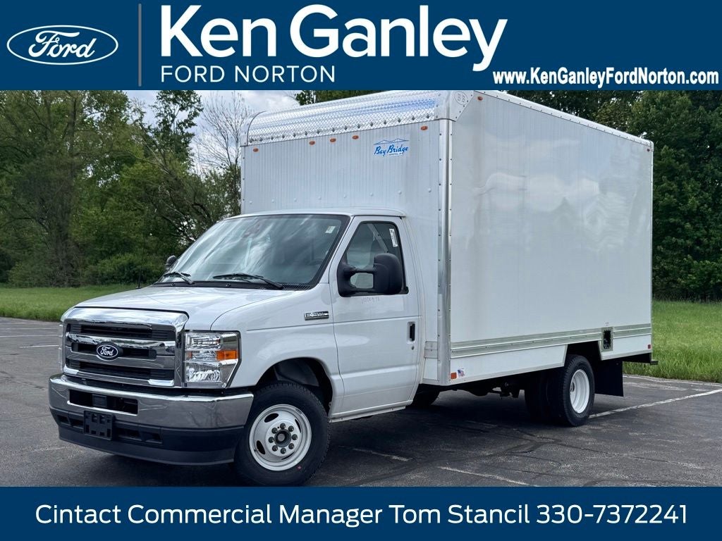 2027 Ford E-450SD Base