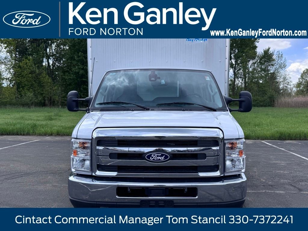2027 Ford E-450SD Base