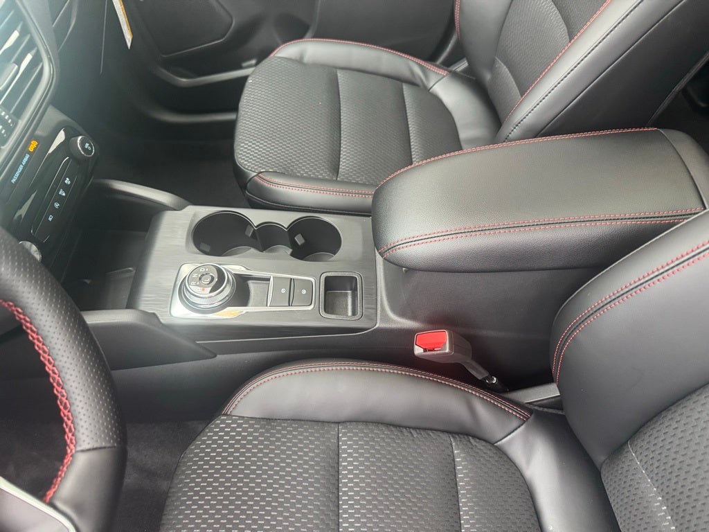 2026 Ford Escape ST-Line Select