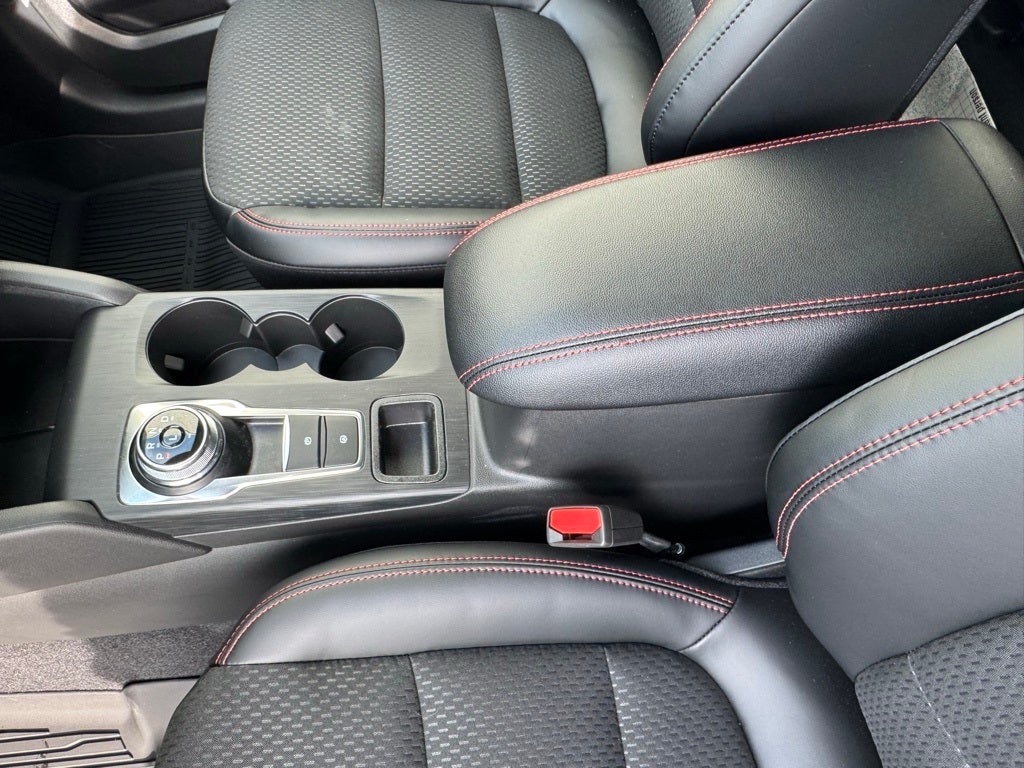 2026 Ford Escape Hybrid ST-Line Select