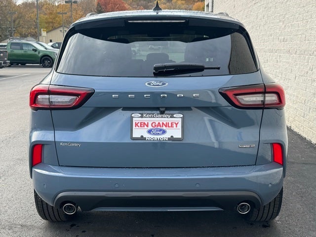 2026 Ford Escape Hybrid ST-Line Elite