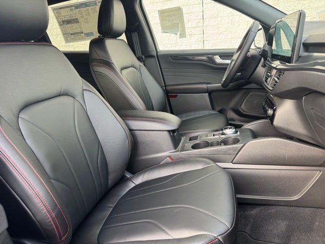 2026 Ford Escape Hybrid ST-Line Elite