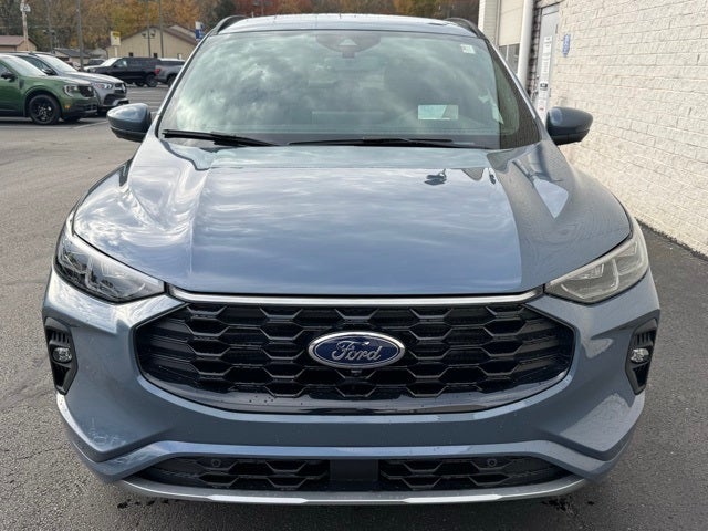 2026 Ford Escape Hybrid ST-Line Elite