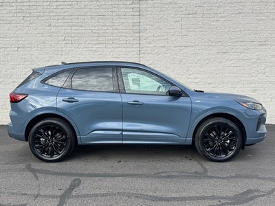 2026 Ford Escape Hybrid ST-Line Elite