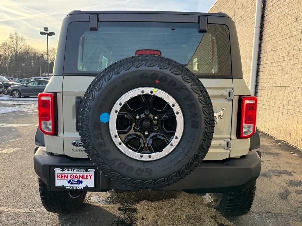 2025 Ford Bronco Base