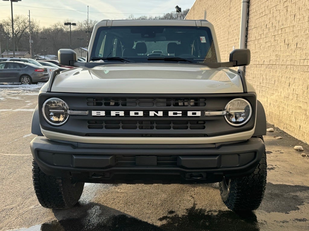 2025 Ford Bronco Base