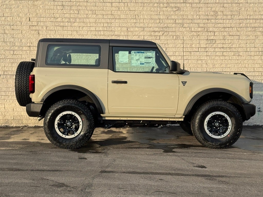 2025 Ford Bronco Base