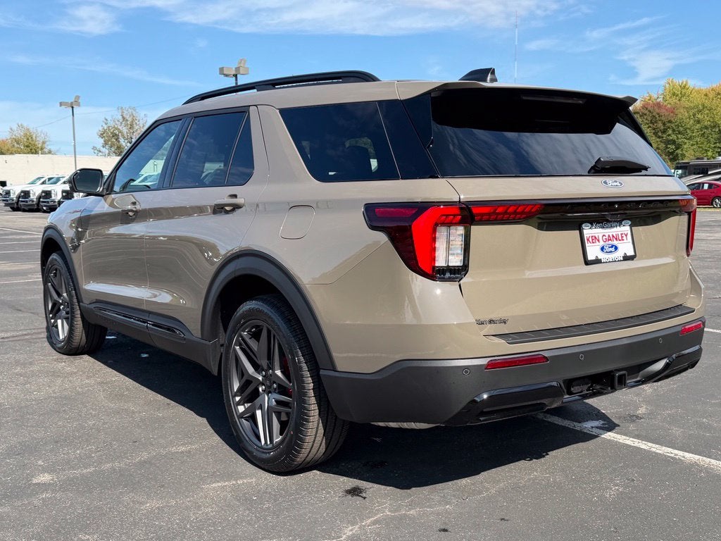 2027 Ford Explorer ST-Line