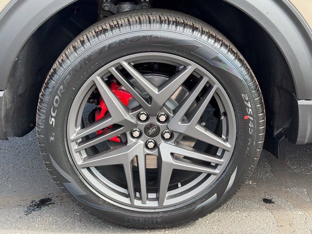 2027 Ford Explorer ST-Line