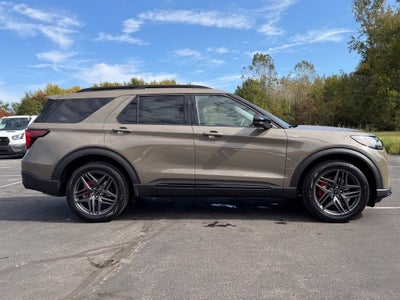 2027 Ford Explorer ST-Line