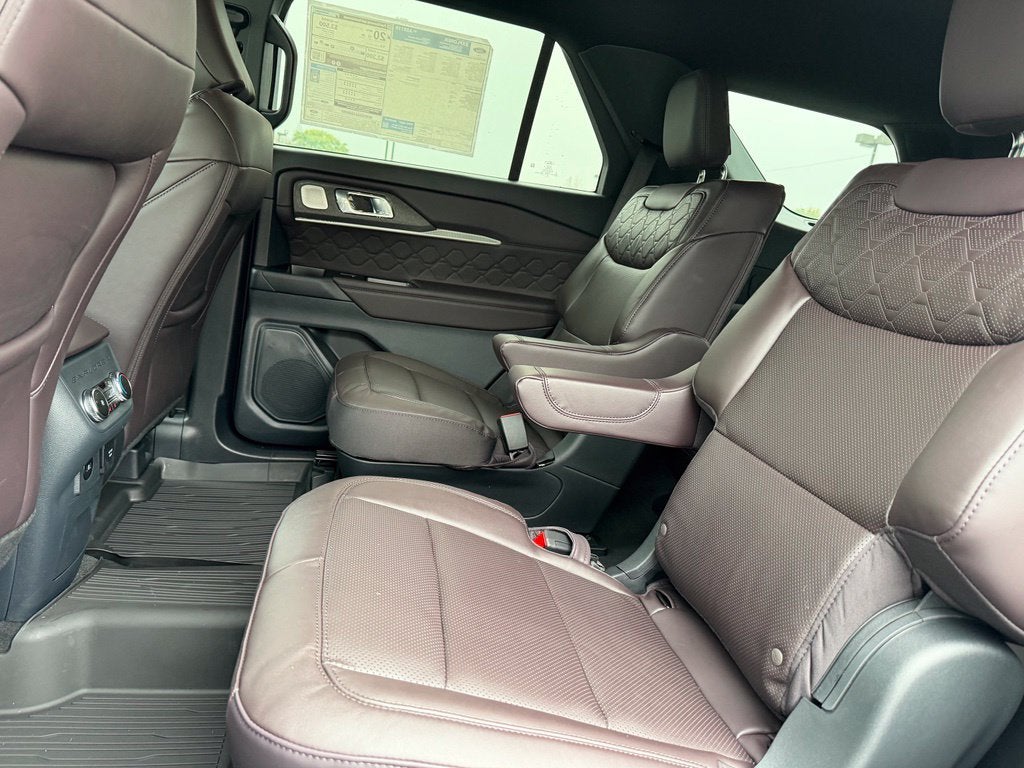 2027 Ford Explorer Platinum
