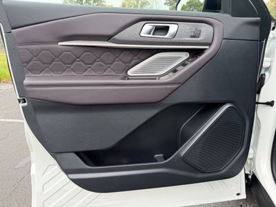 2027 Ford Explorer Platinum