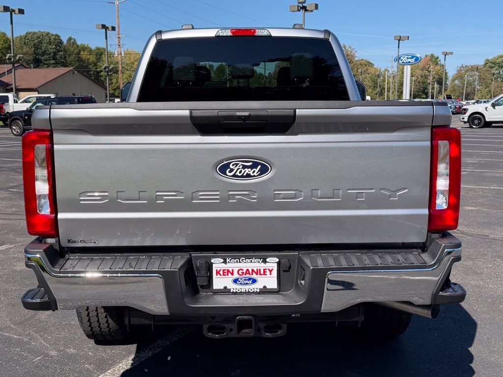 2027 Ford F-250SD XLT