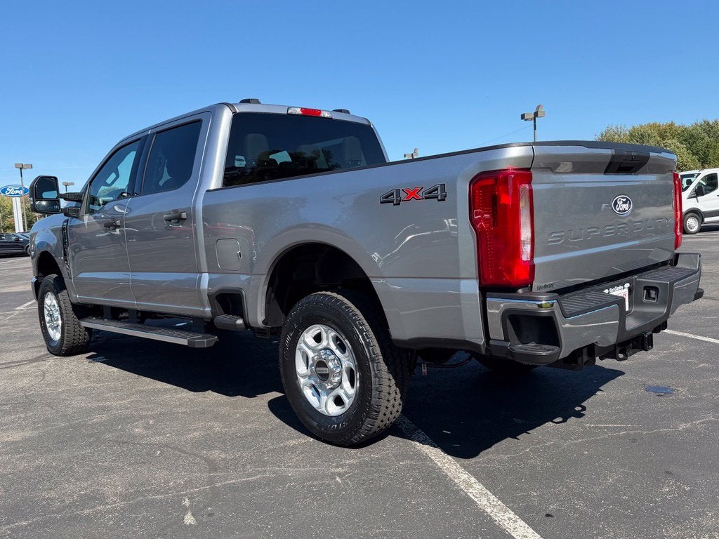2027 Ford F-250SD XLT