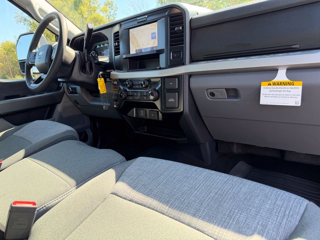 2027 Ford F-250SD XLT