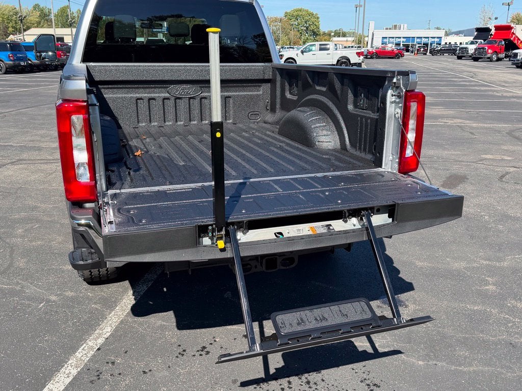 2027 Ford F-250SD XLT