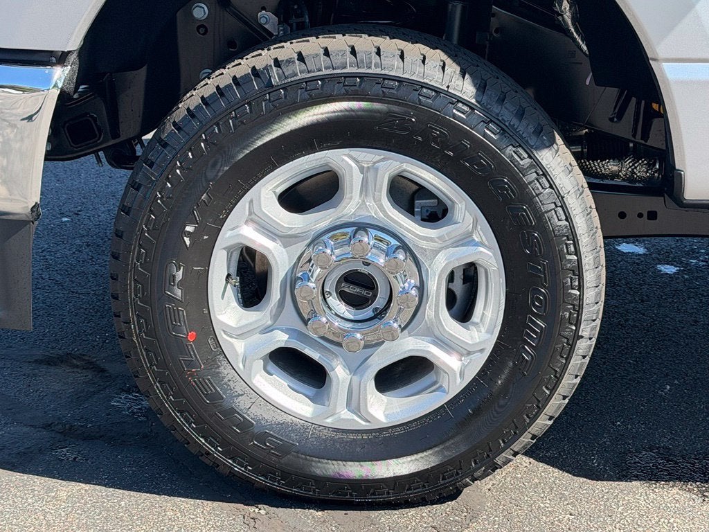 2027 Ford F-250SD XLT