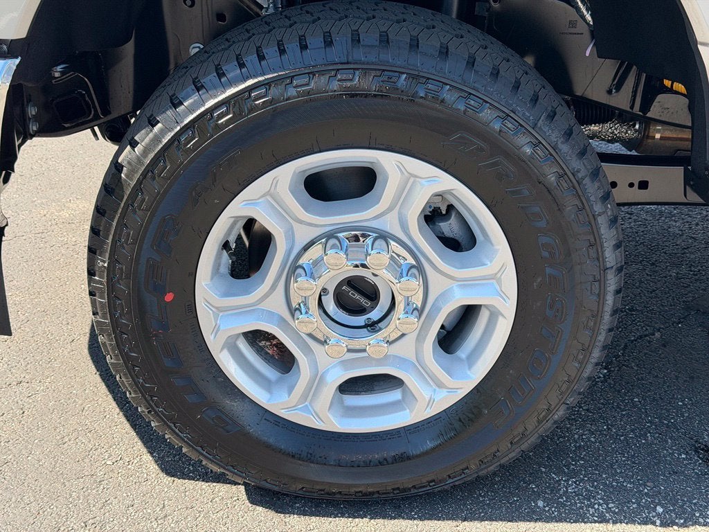 2027 Ford F-250SD XLT