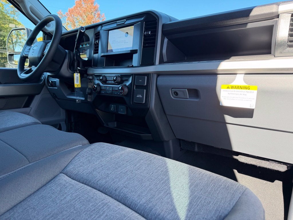 2027 Ford F-250SD XL