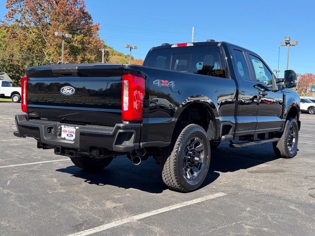 2027 Ford F-250SD XL