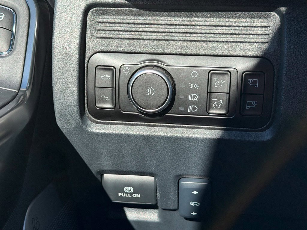 2027 Ford F-250SD Platinum