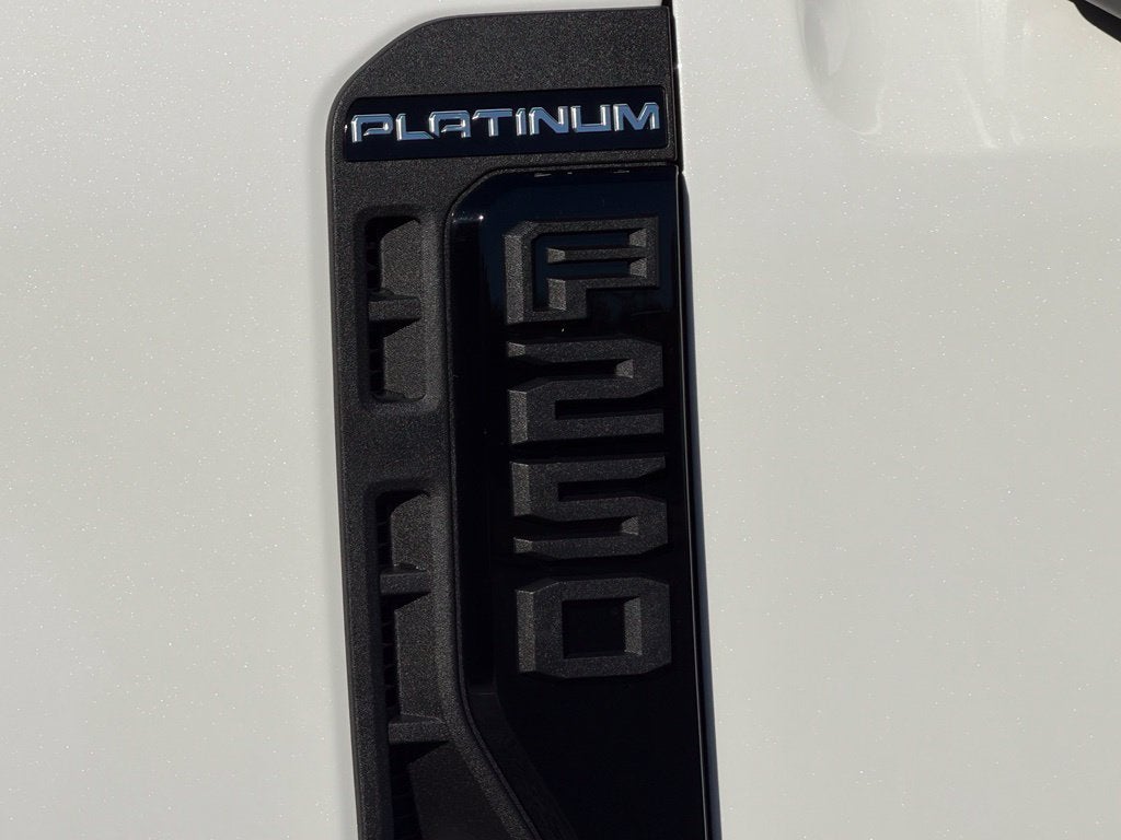 2027 Ford F-250SD Platinum