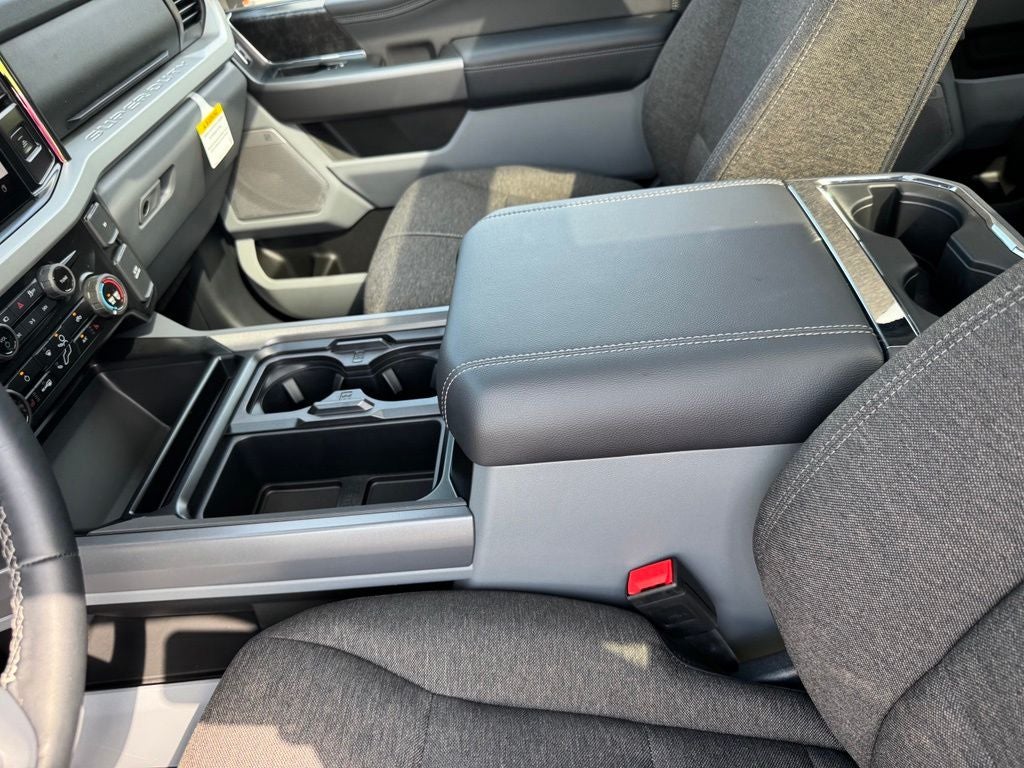2027 Ford F-250SD XLT