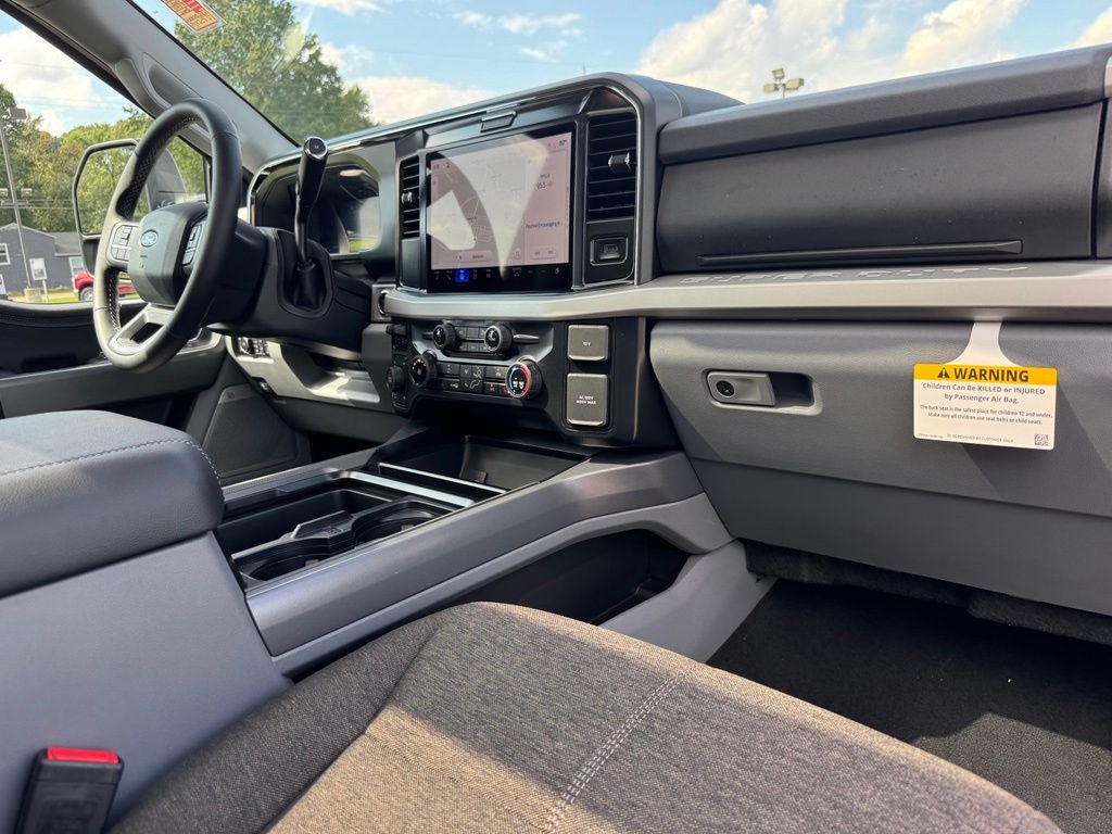 2027 Ford F-250SD XLT