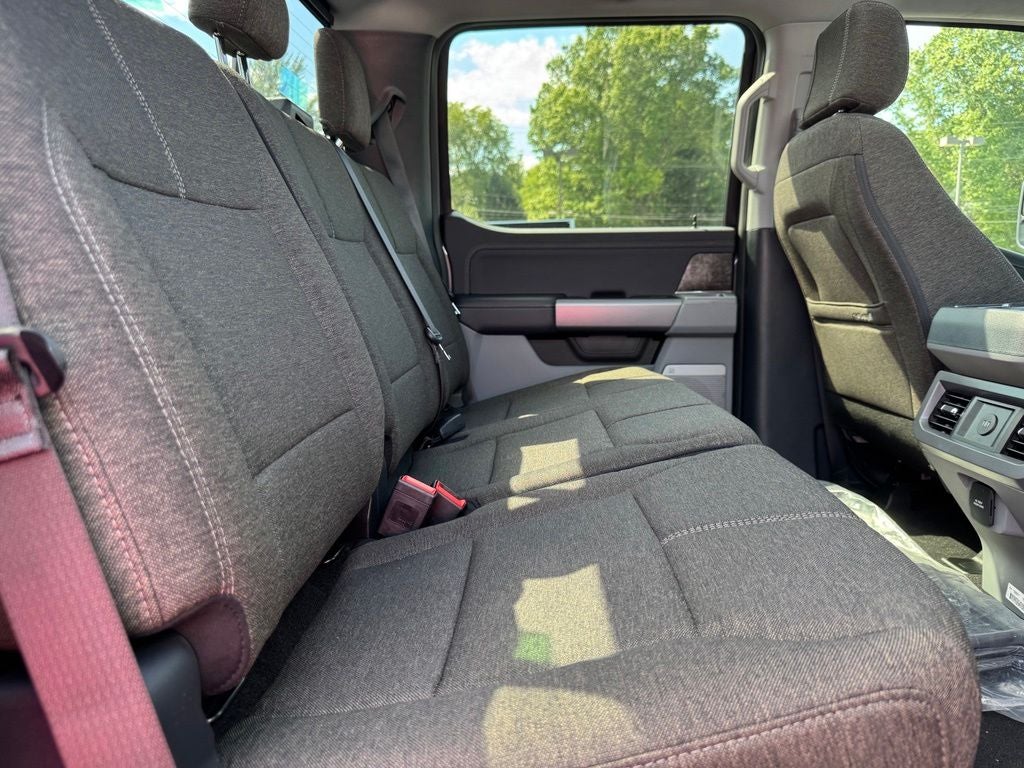 2027 Ford F-250SD XLT