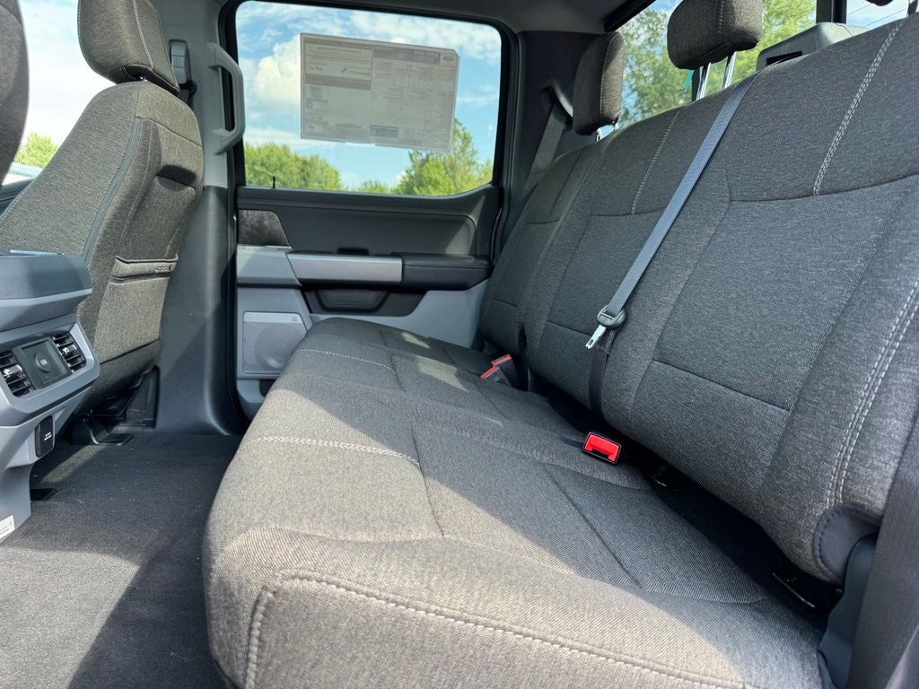 2027 Ford F-250SD XLT