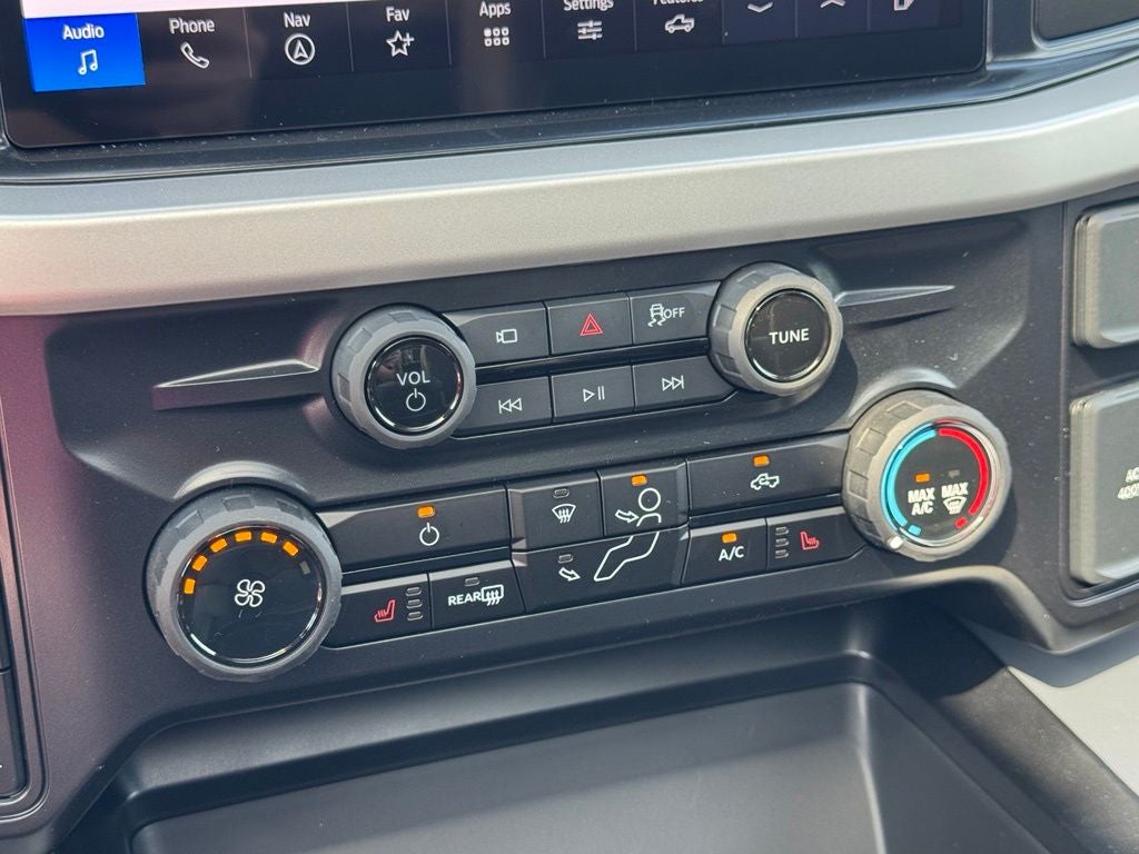 2027 Ford F-250SD XLT