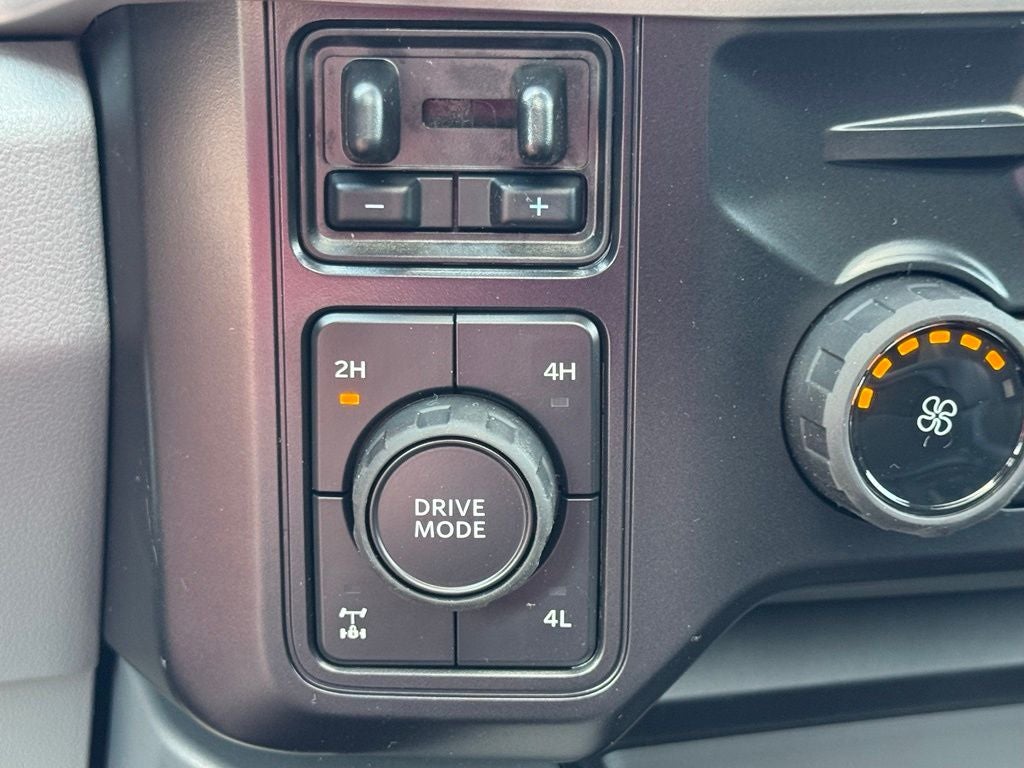 2027 Ford F-250SD XLT