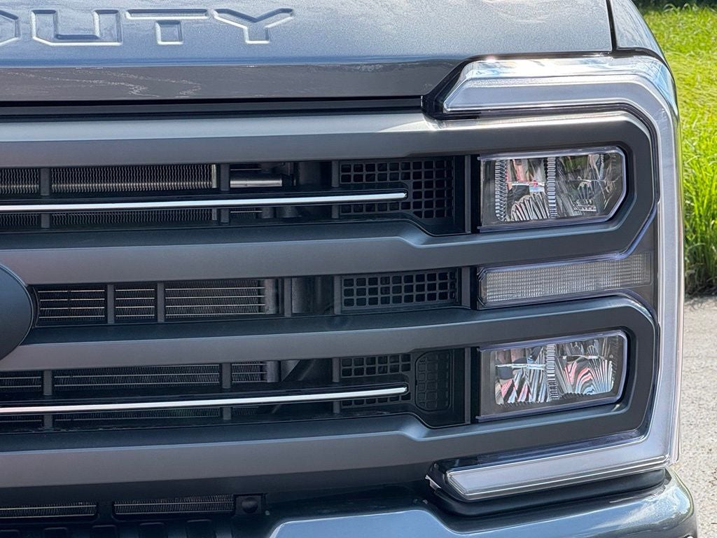 2027 Ford F-250SD XLT
