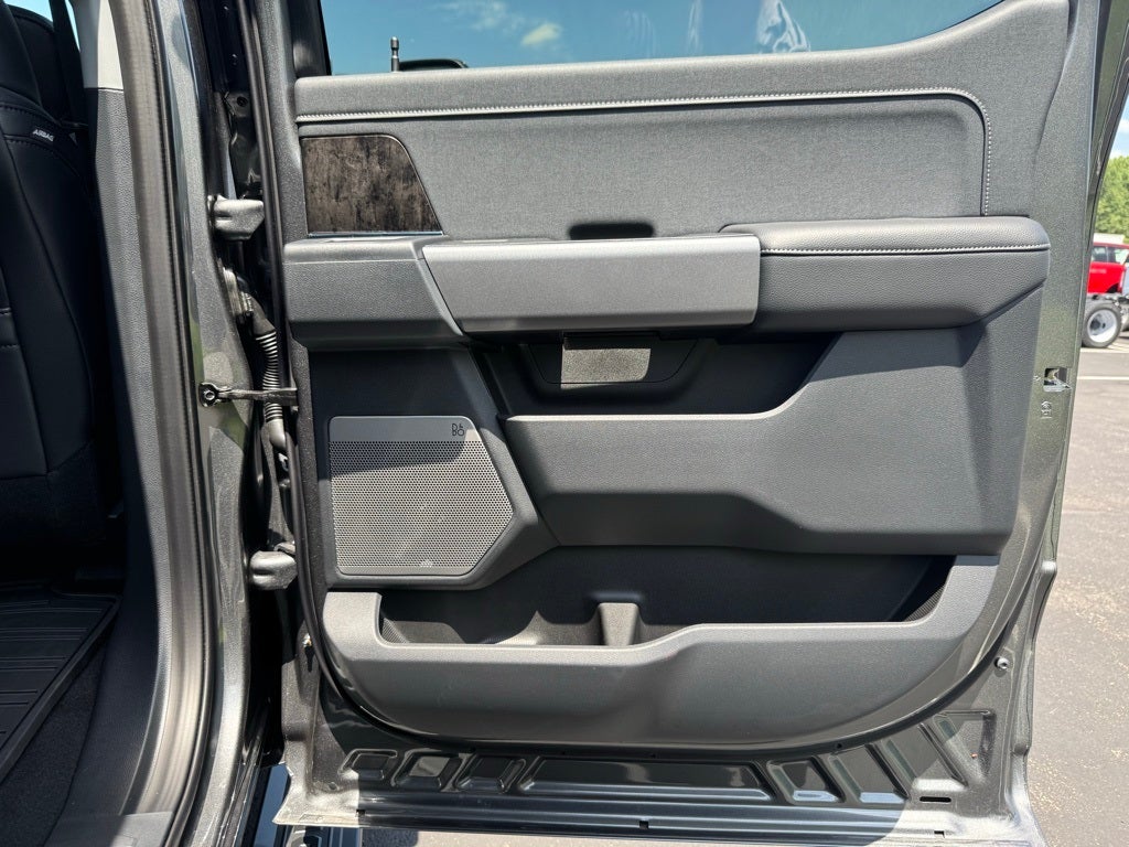 2025 Ford F-250SD Lariat