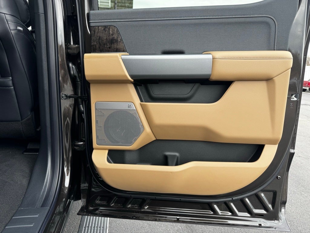 2025 Ford F-350SD Lariat