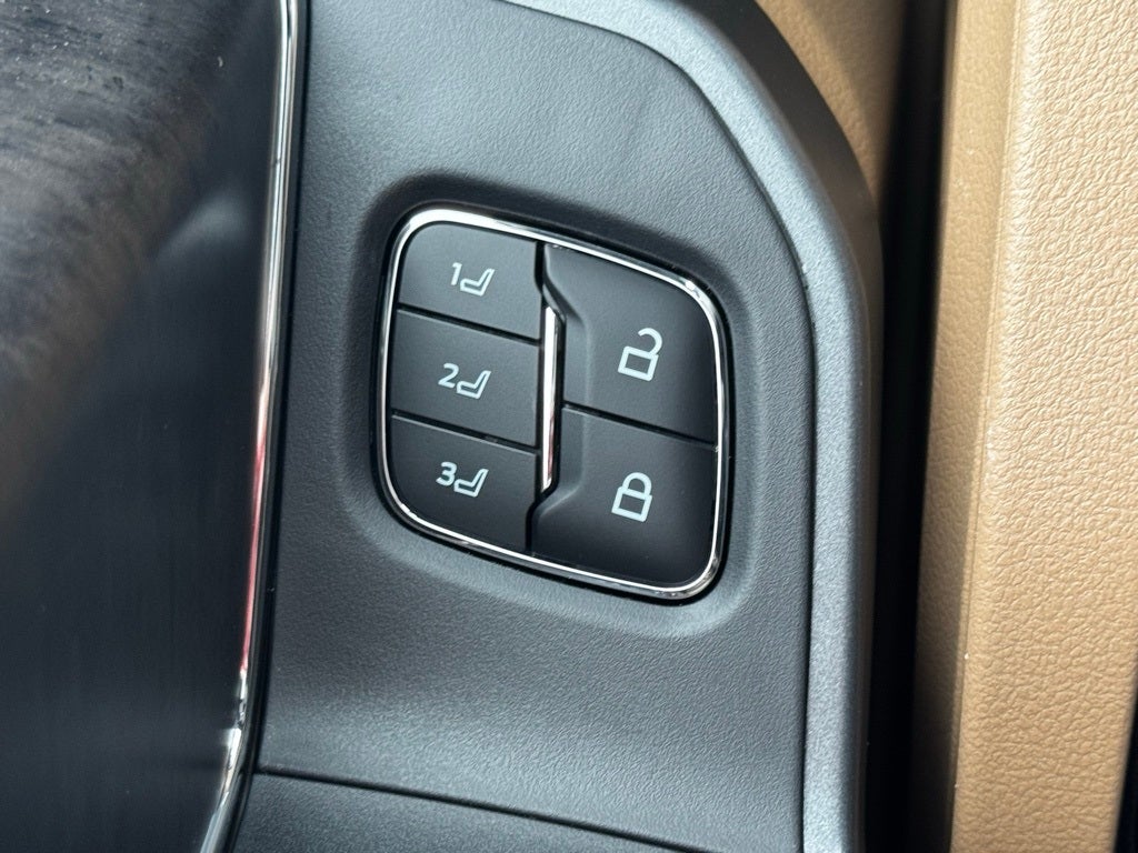 2025 Ford F-350SD Lariat