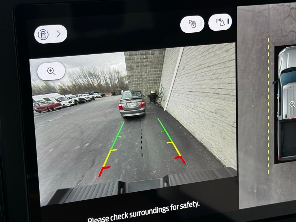 2025 Ford F-350SD Lariat