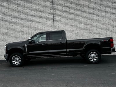 2025 Ford F-350SD Lariat