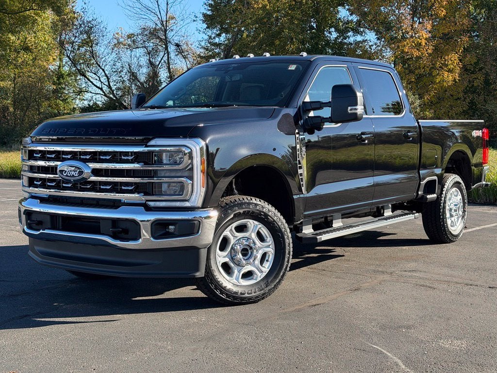2027 Ford F-350SD XLT