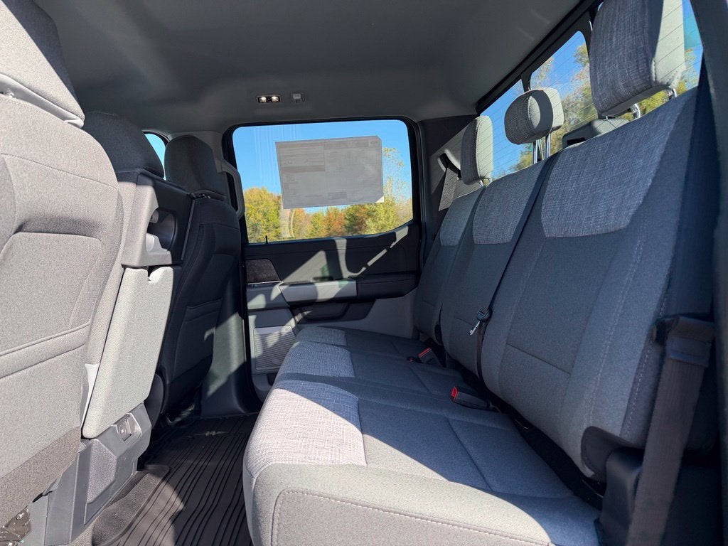 2027 Ford F-350SD XLT