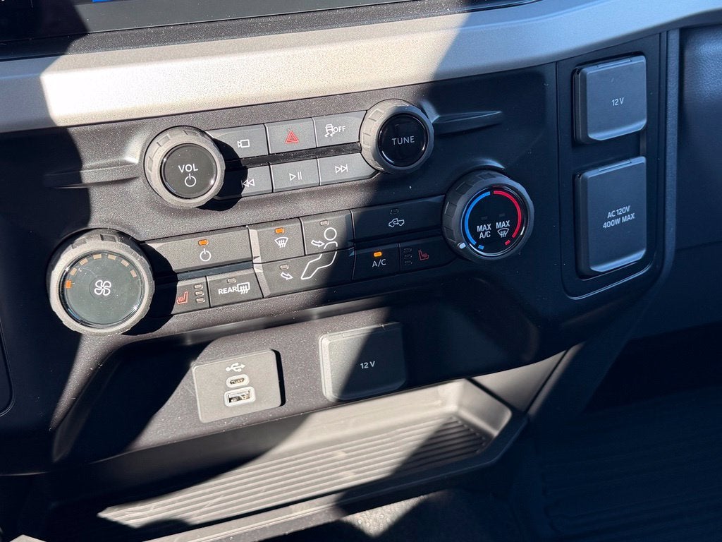 2027 Ford F-350SD XLT