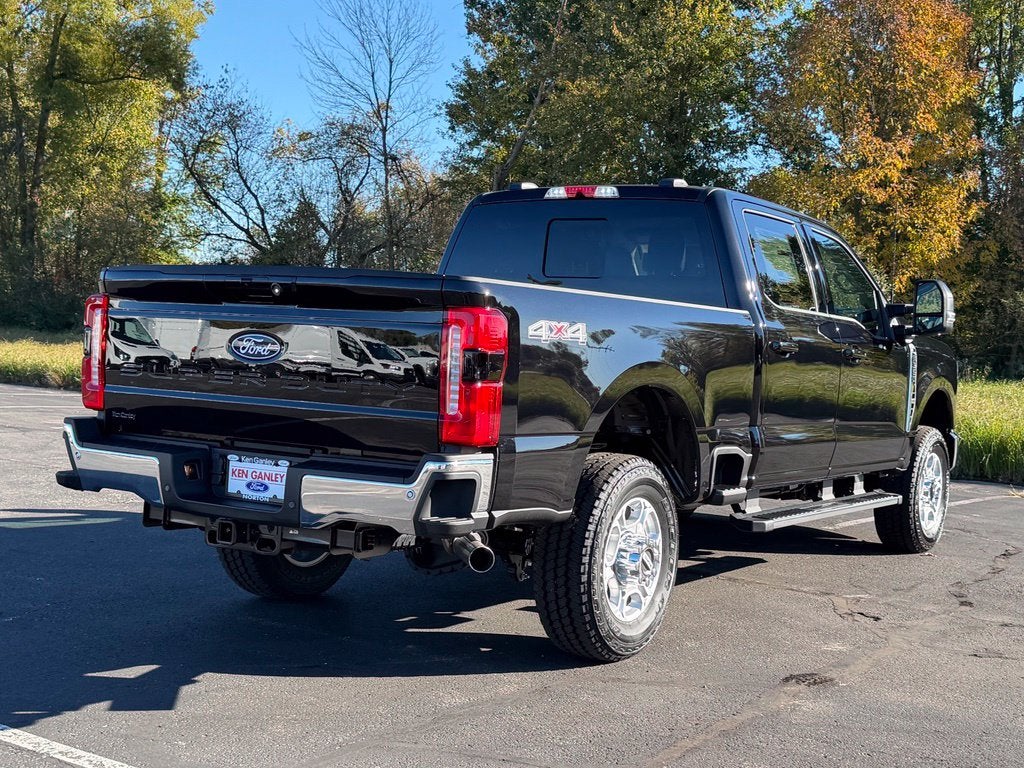 2027 Ford F-350SD XLT
